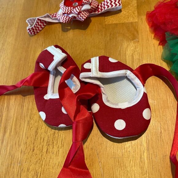 Baby’s Christmas Tutu Onesie 4 Piece Set - Picture 6 of 7